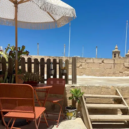 펜션 Traditional Maltese House Żejtun